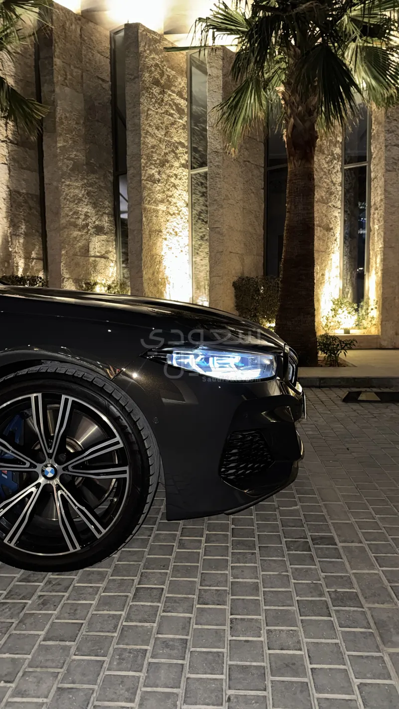 2021 بي ام دبليو الفئة الثامنة إم 850 أي