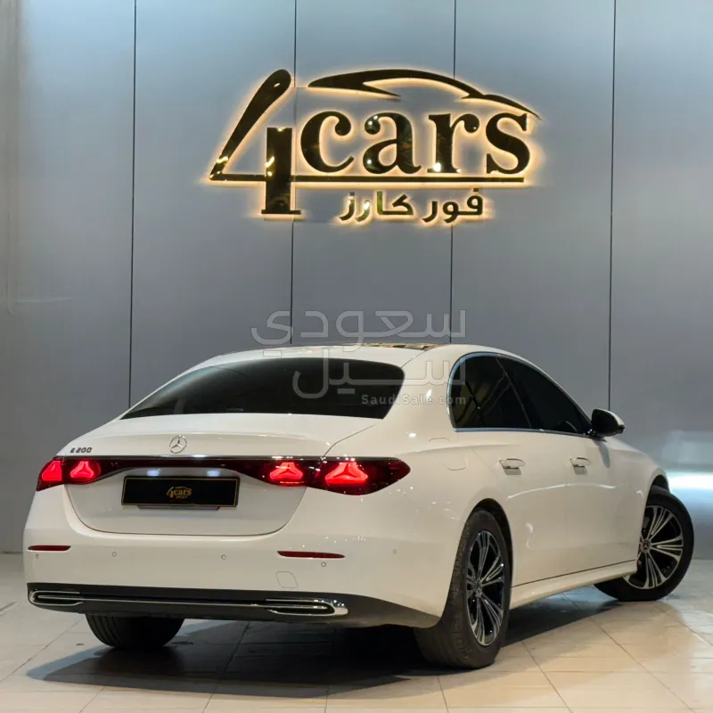 2025 مرسيدس - بنز إي 200 أي إم جي