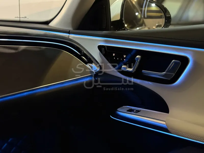 2025 مرسيدس - بنز إي 200 أي إم جي