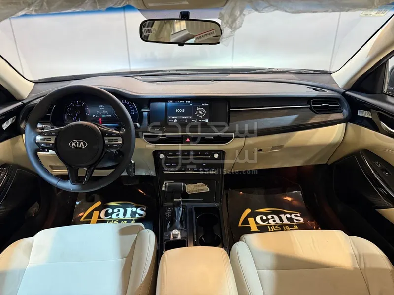 2021 كيا كادينزا