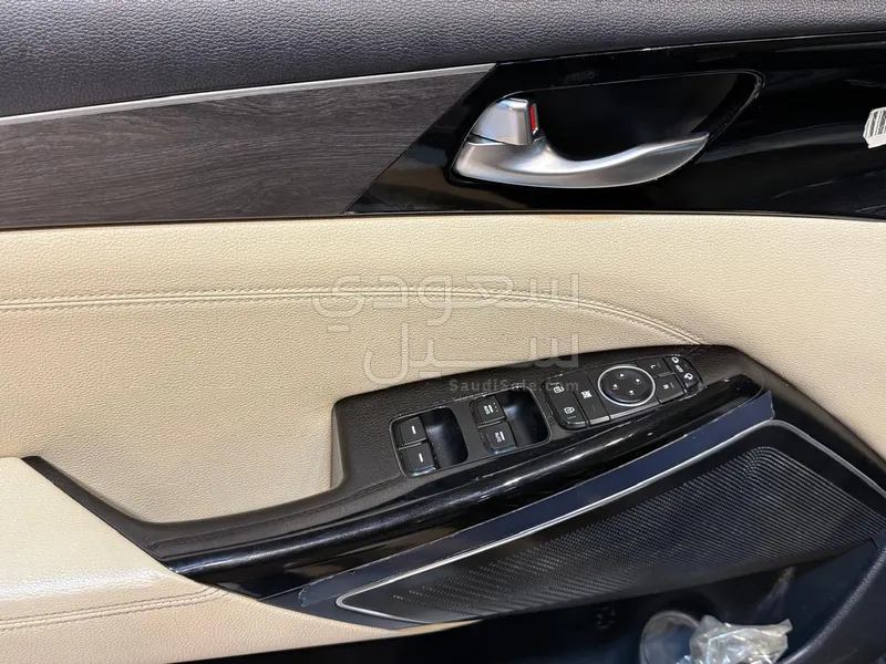 2021 كيا كادينزا