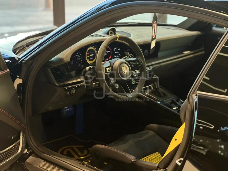 2025 بورش 911 جي تي 3 ار اس