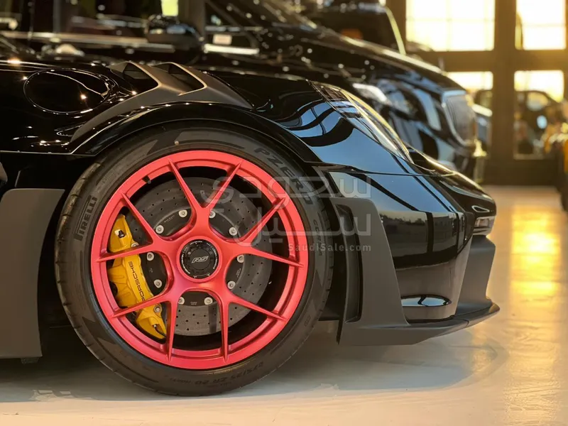 2025 بورش 911 جي تي 3 ار اس