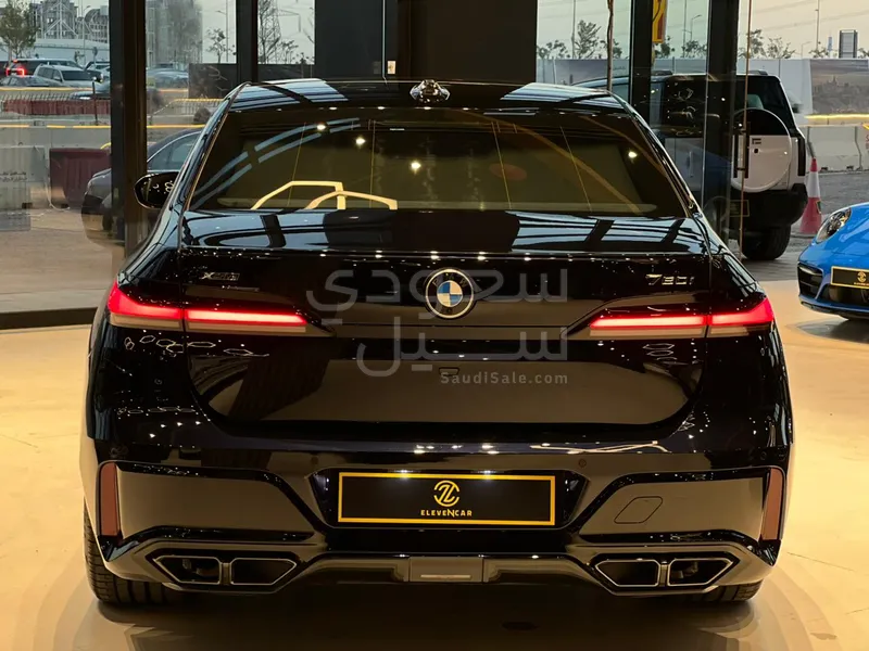 2025 بي ام دبليو الفئة السابعة 760أي