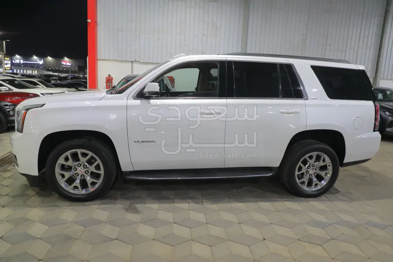 2017 جي ام سي يوكون اس ال تي