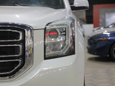 2017 جي ام سي يوكون اس ال تي