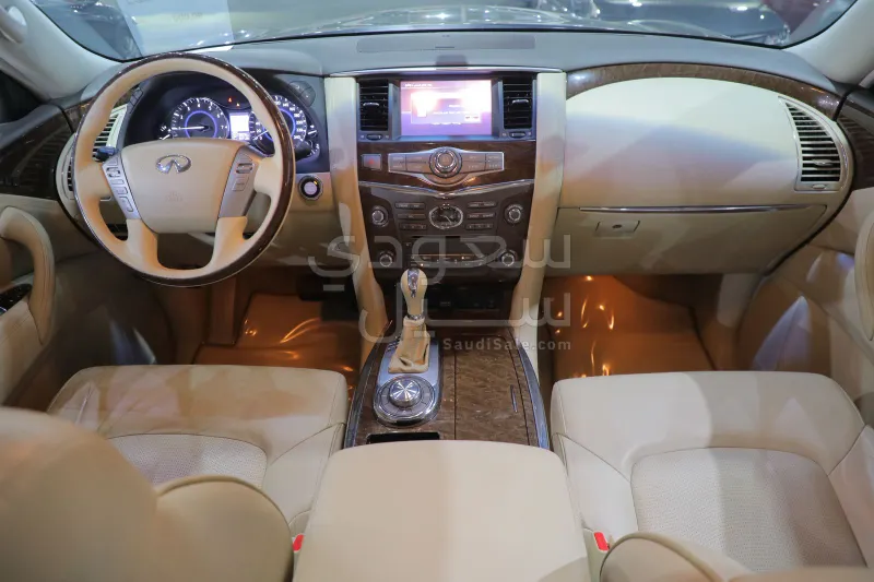 2016 انفينيتي كيو اكس 80