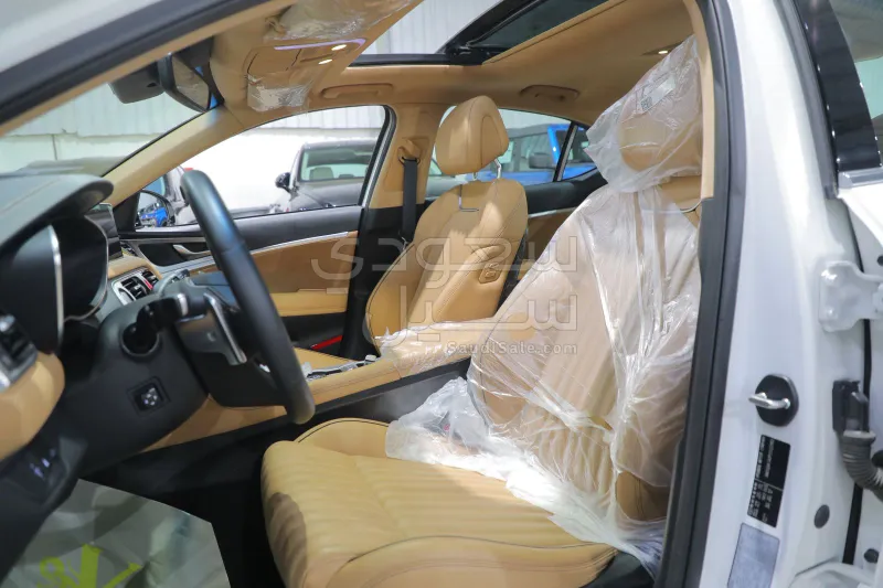 2023 جينيسيس جي 70