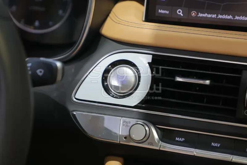 2023 جينيسيس جي 70