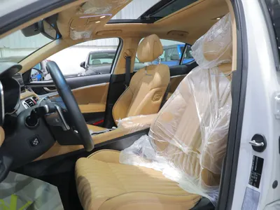 2023 جينيسيس جي 70