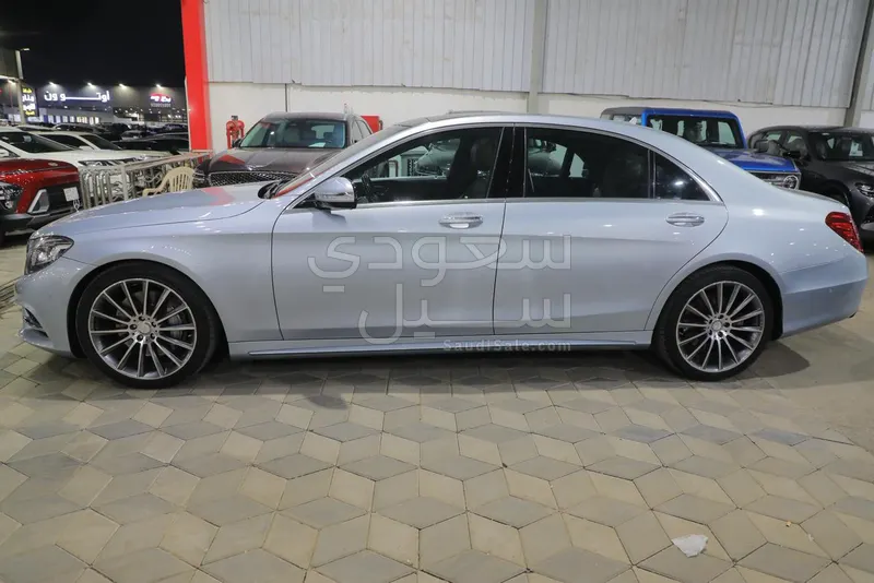 2016 مرسيدس - بنز إس 400