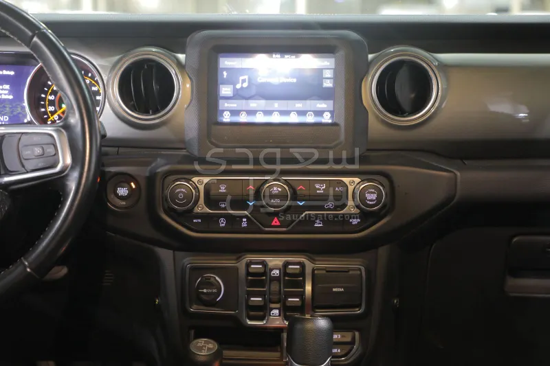 2021 جييب رانجلر صحارى