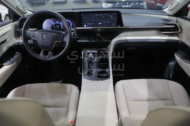 2023 تويوتا كراون بريميوم