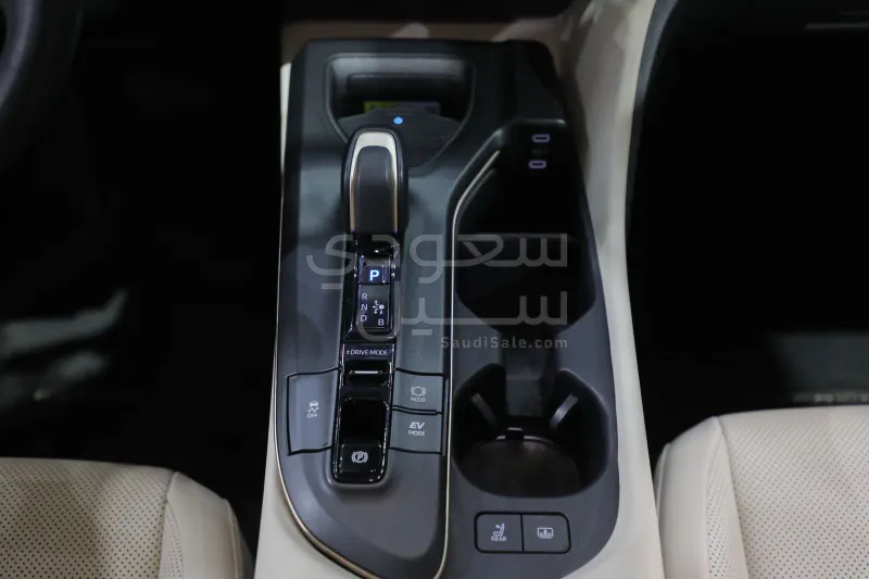 2023 تويوتا كراون بريميوم