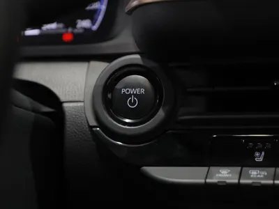 2023 تويوتا كراون بريميوم