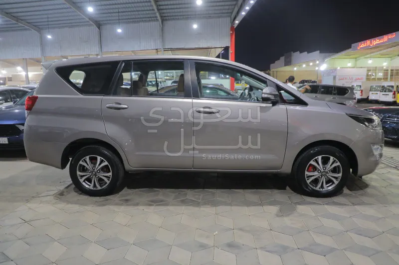 2016 تويوتا ان نوفا