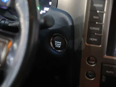 2014 لكزس جي إكس 460