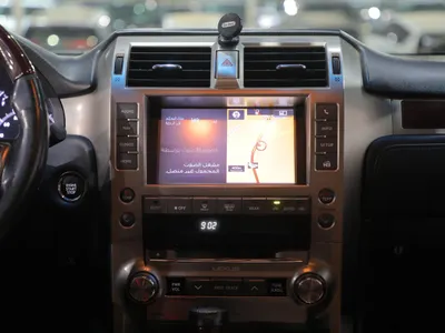 2014 لكزس جي إكس 460