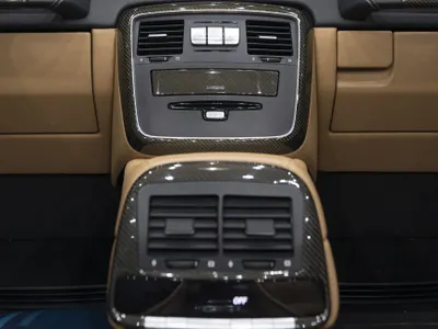 2017 مرسيدس - بنز جي 650 لاندوليت