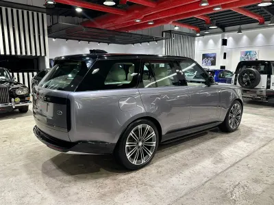 2023 لاند روفر رينج روفر فوج اس اي