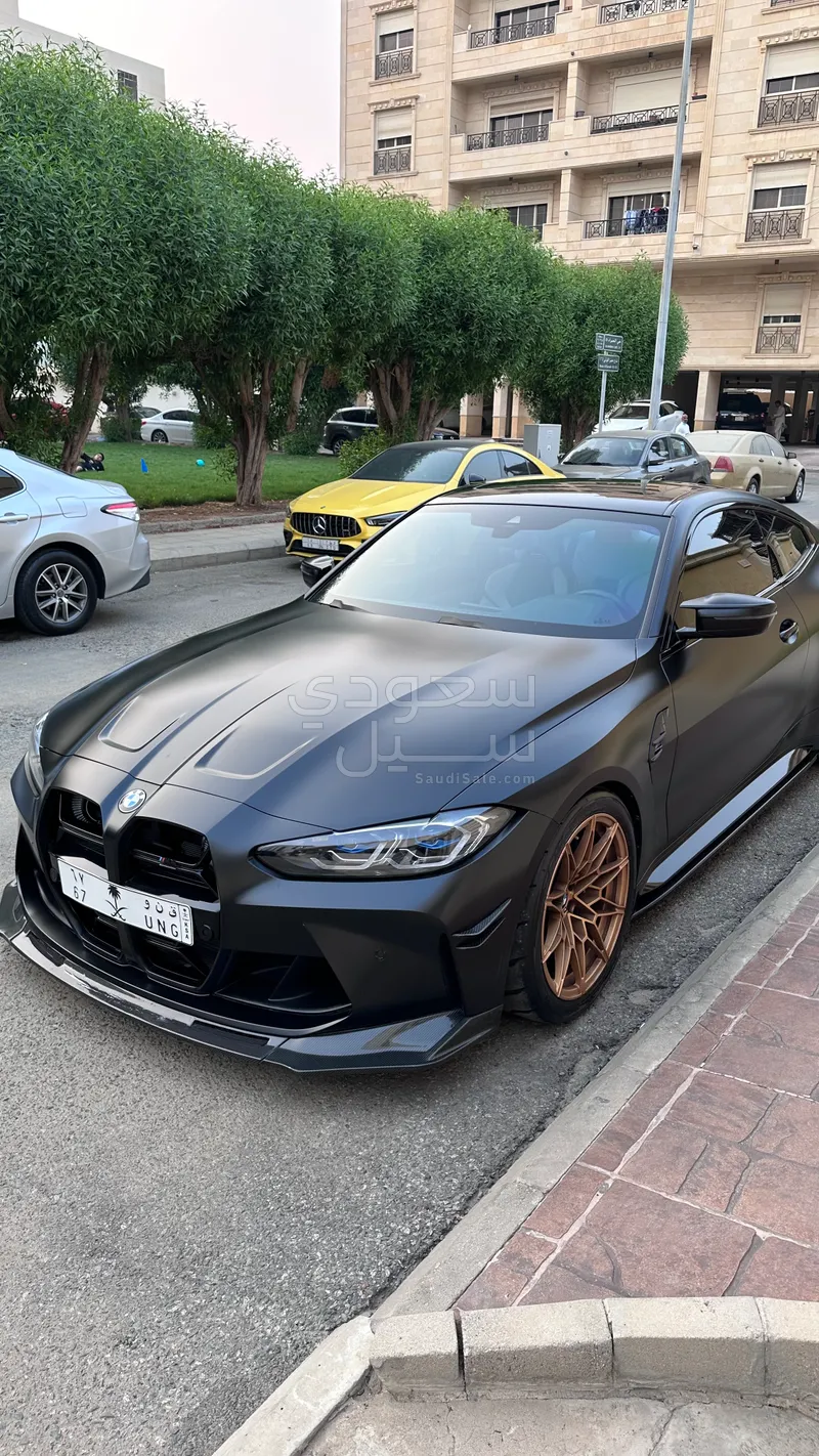 2022 بي ام دبليو الفئة ام إم 4 كومبيتيشن