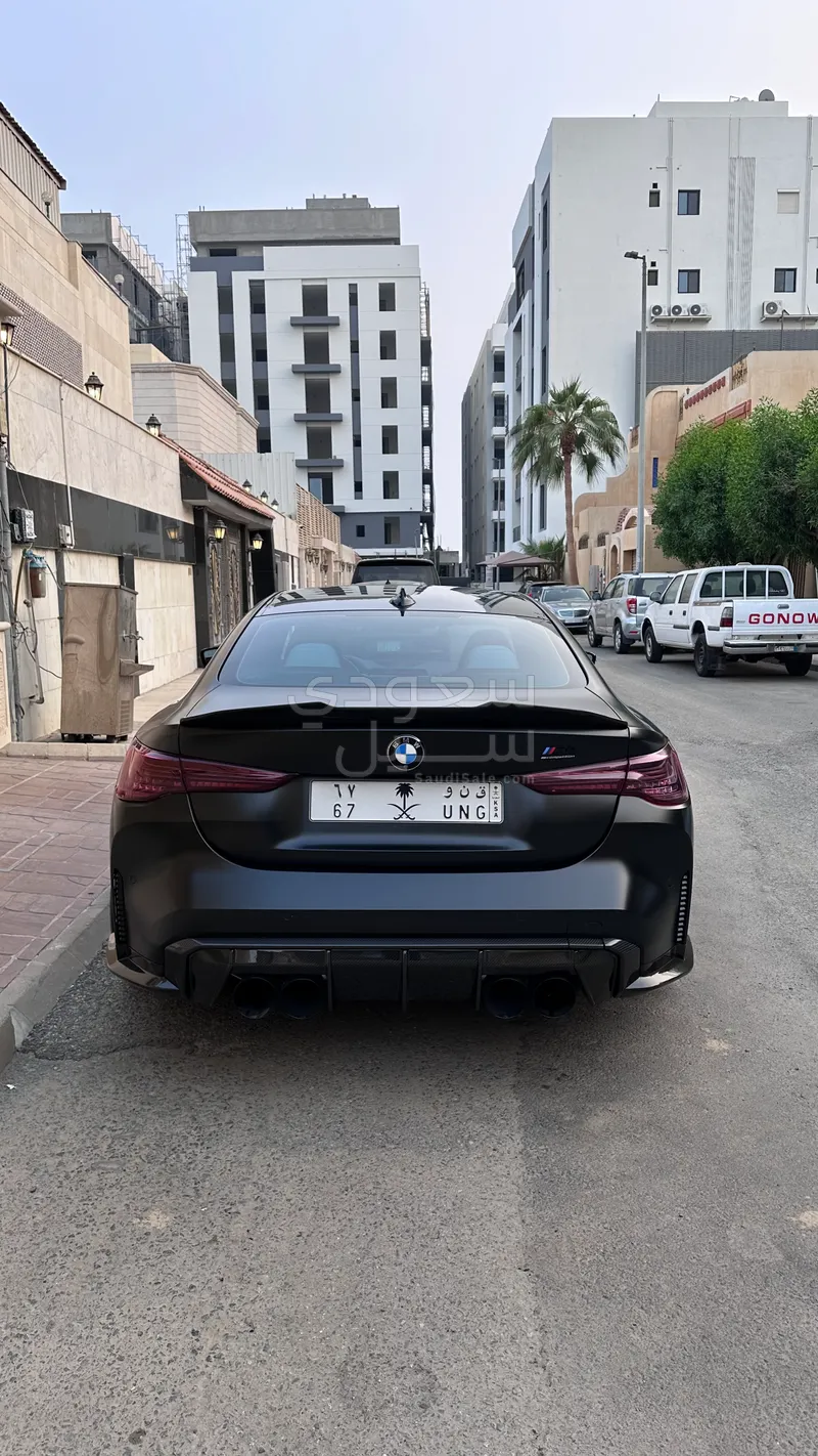 2022 بي ام دبليو الفئة ام إم 4 كومبيتيشن