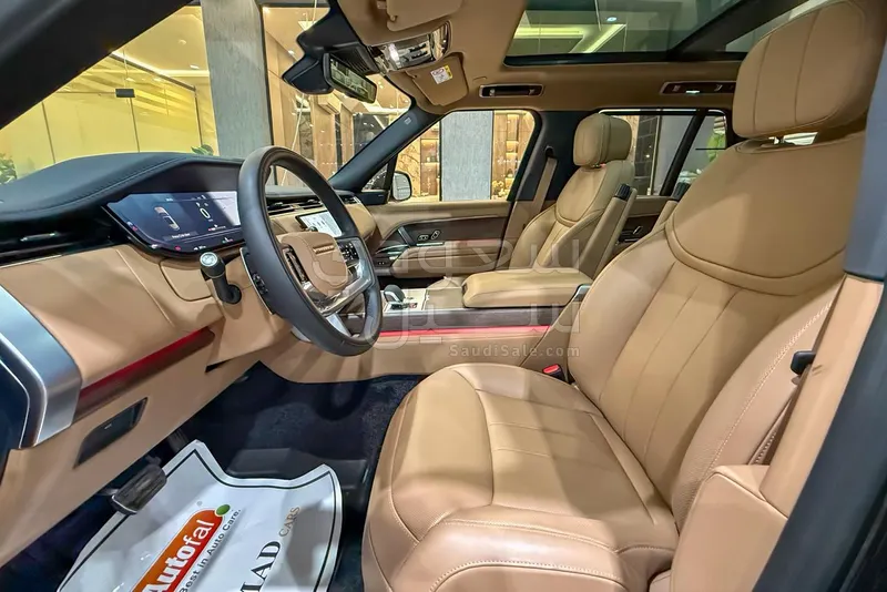 2025 لاند روفر رينج روفر فوج اس اي