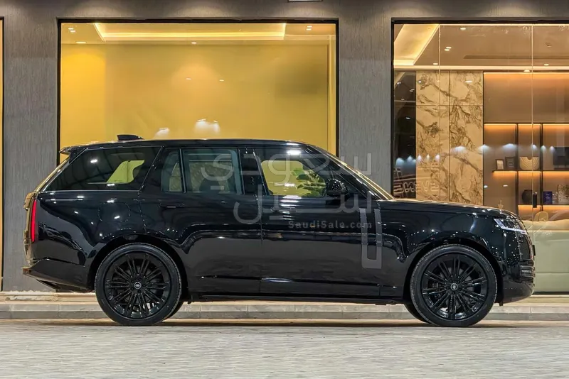 2025 لاند روفر رينج روفر فوج اس اي