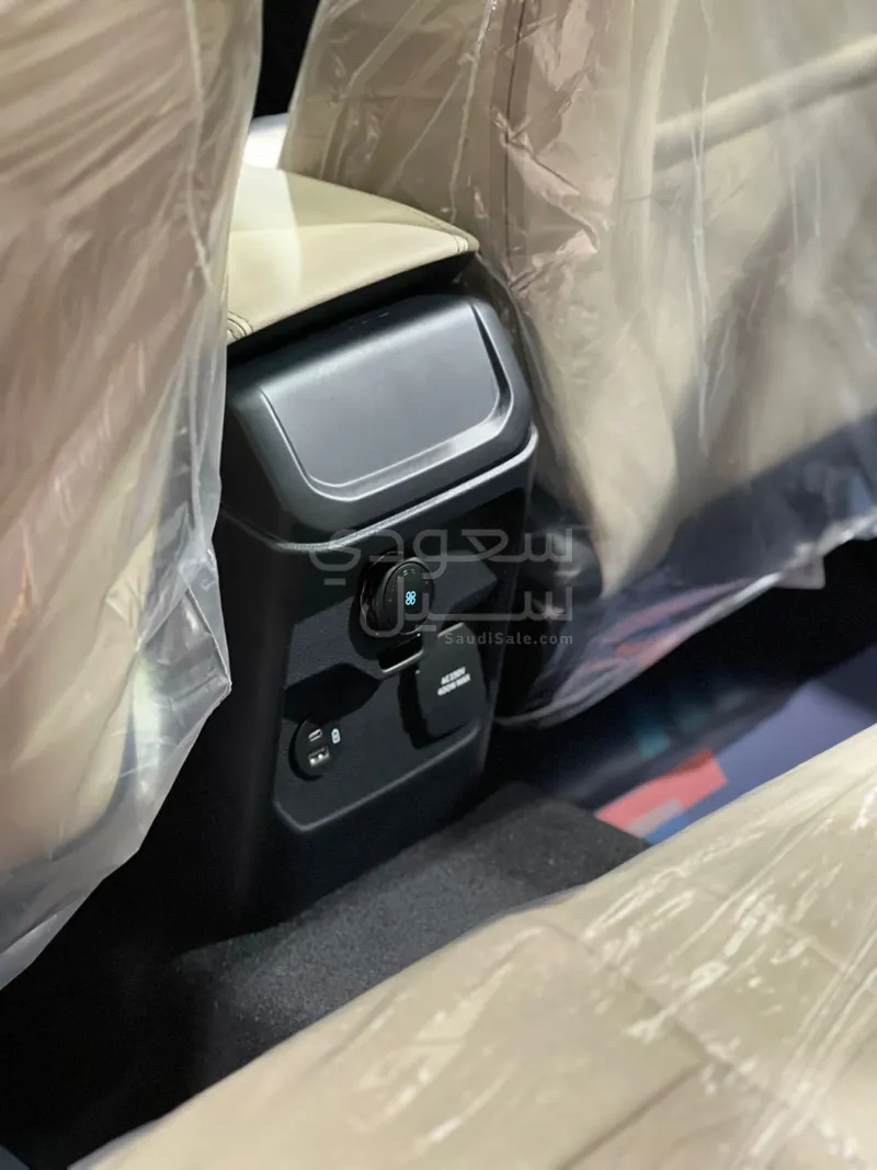 2025 فورد ايفرست