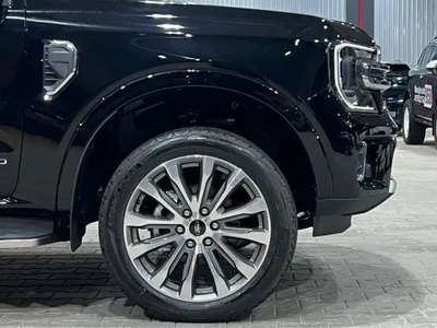 2025 فورد ايفرست