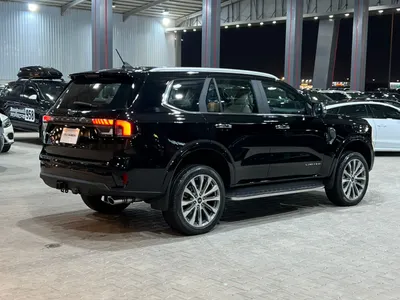 2025 فورد ايفرست