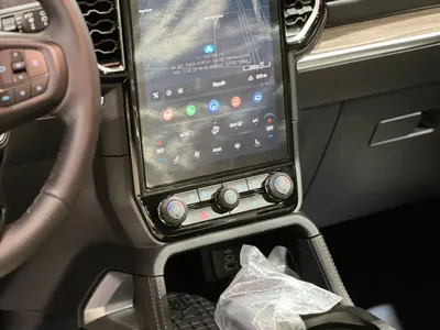 2025 فورد ايفرست