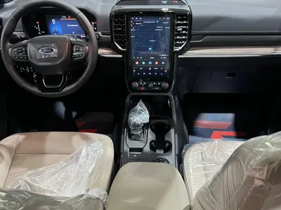 2025 فورد ايفرست