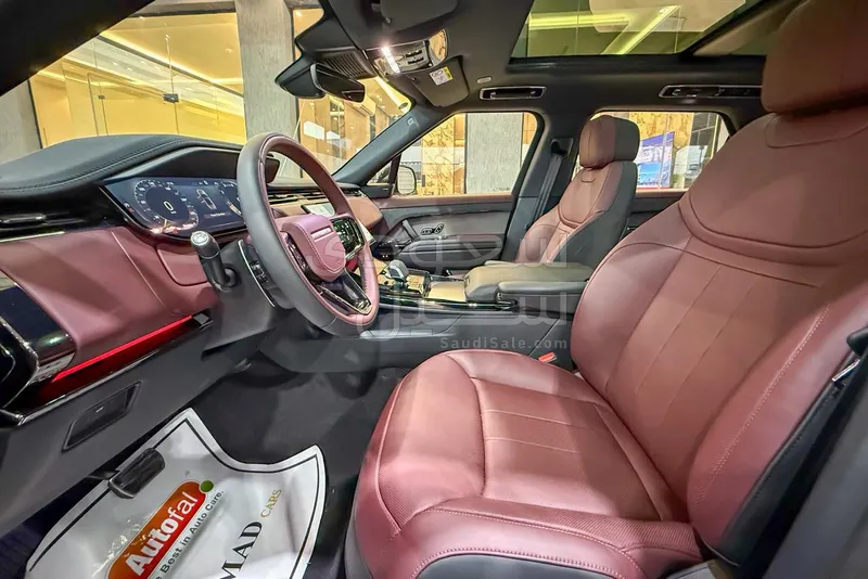 2025 لاند روفر رينج روفر سبورت اس اي