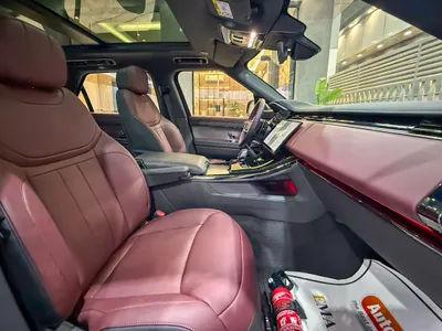2025 لاند روفر رينج روفر سبورت اس اي