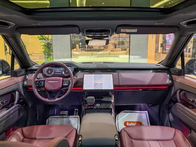 2025 لاند روفر رينج روفر سبورت اس اي