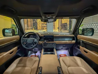 2025 لاند روفر ديفيندر اتش اس اي