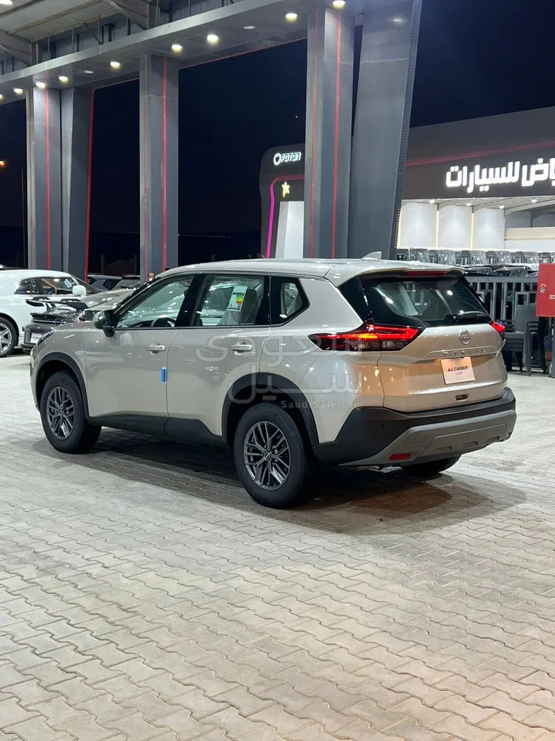 2026 نيسان اكس - ترايل