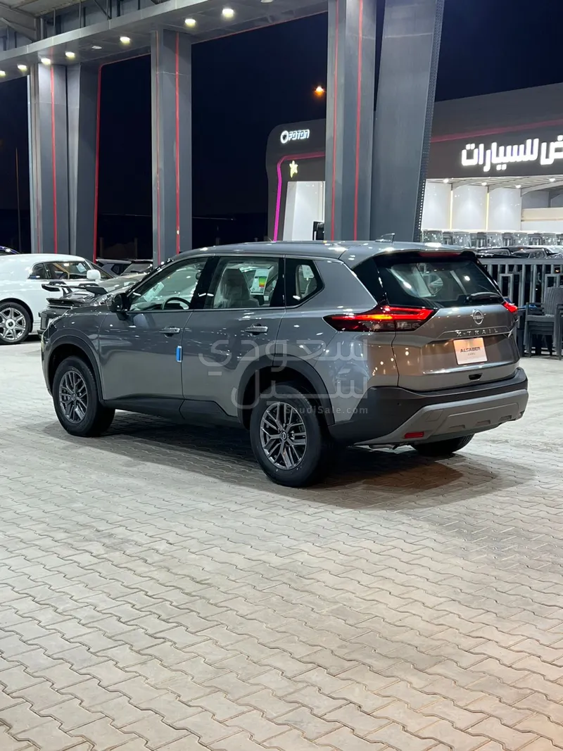 2026 نيسان اكس - ترايل