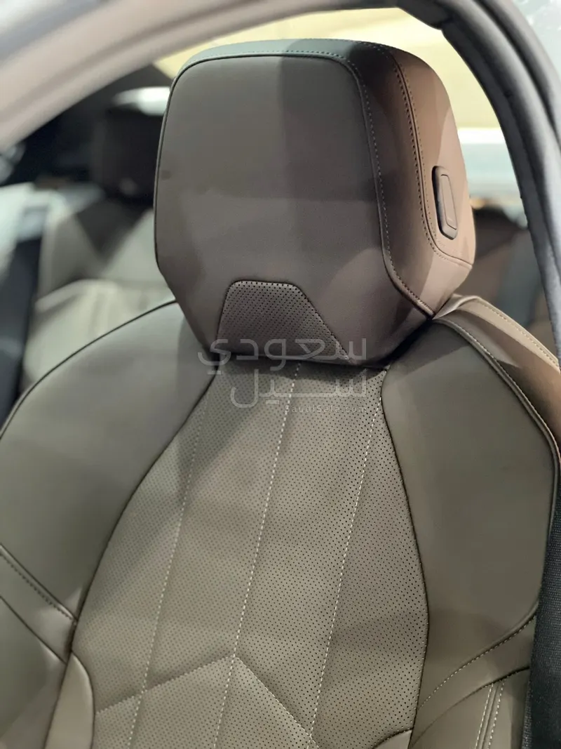 2026 بي ام دبليو الفئة الخامسة 520 أي