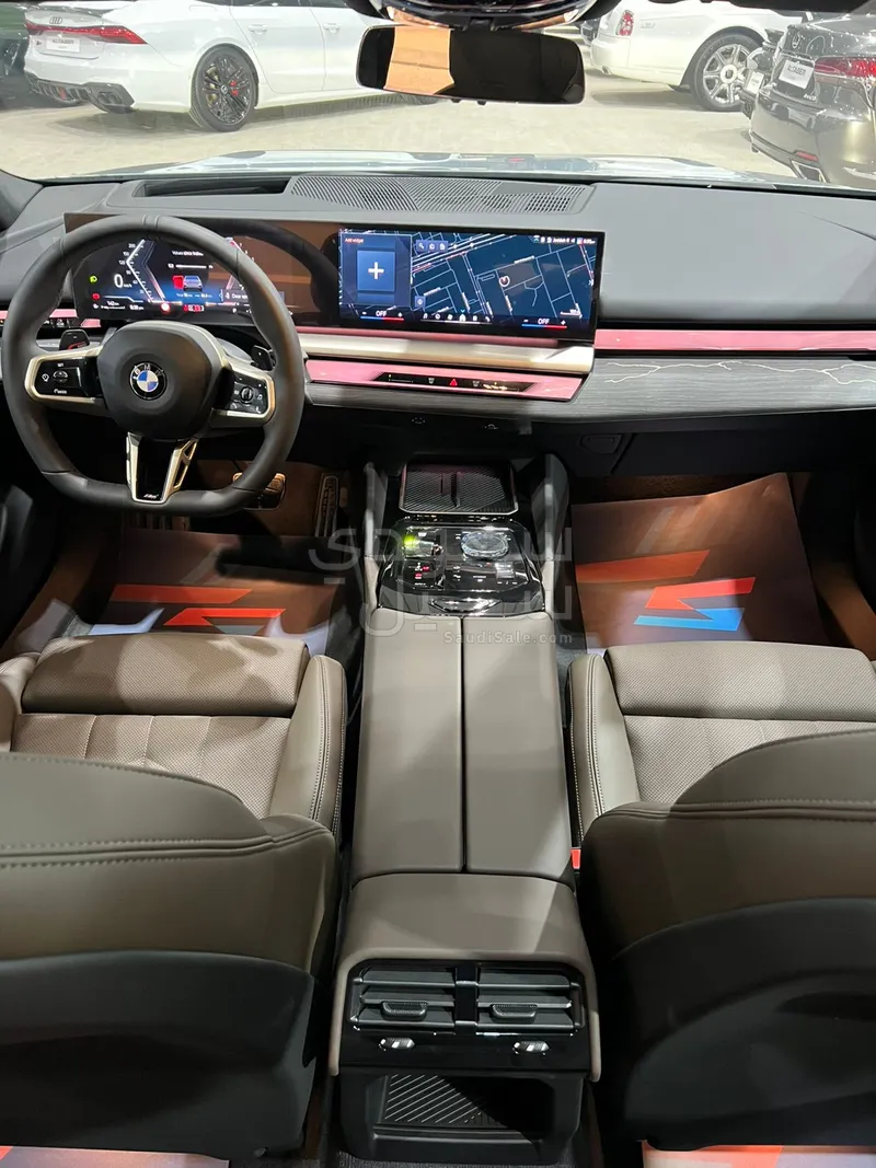 2026 بي ام دبليو الفئة الخامسة 520 أي