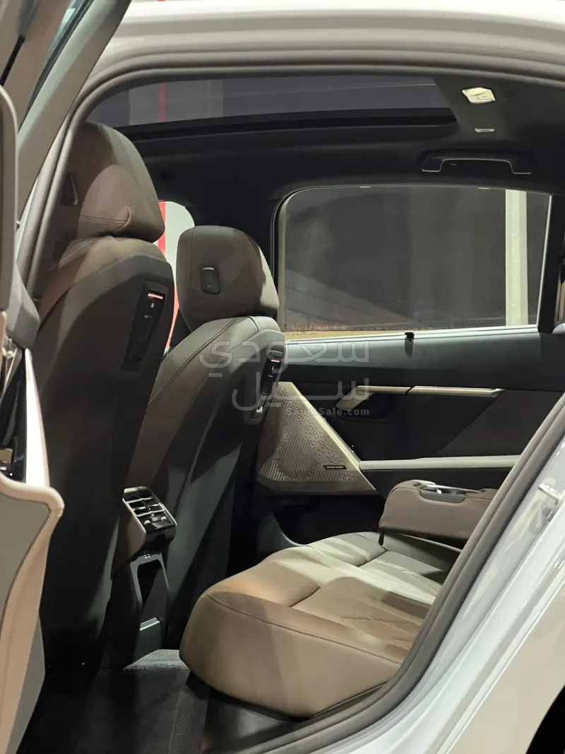 2026 بي ام دبليو الفئة الخامسة 520 أي