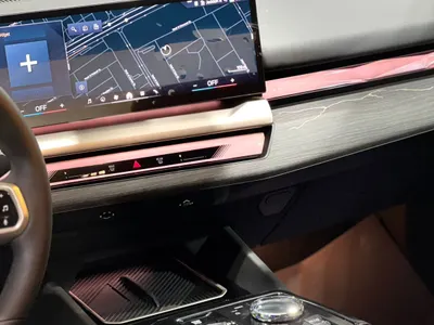 2026 بي ام دبليو الفئة الخامسة 520 أي