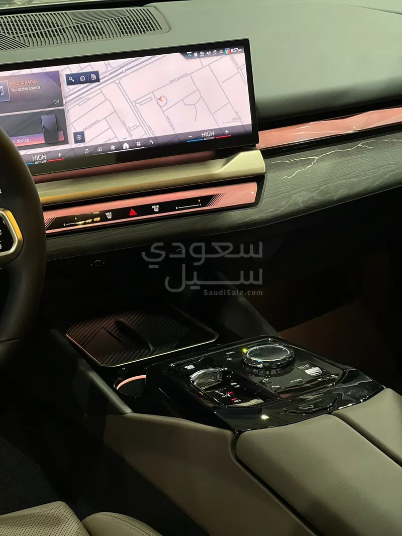 2026 بي ام دبليو الفئة الخامسة 520 أي