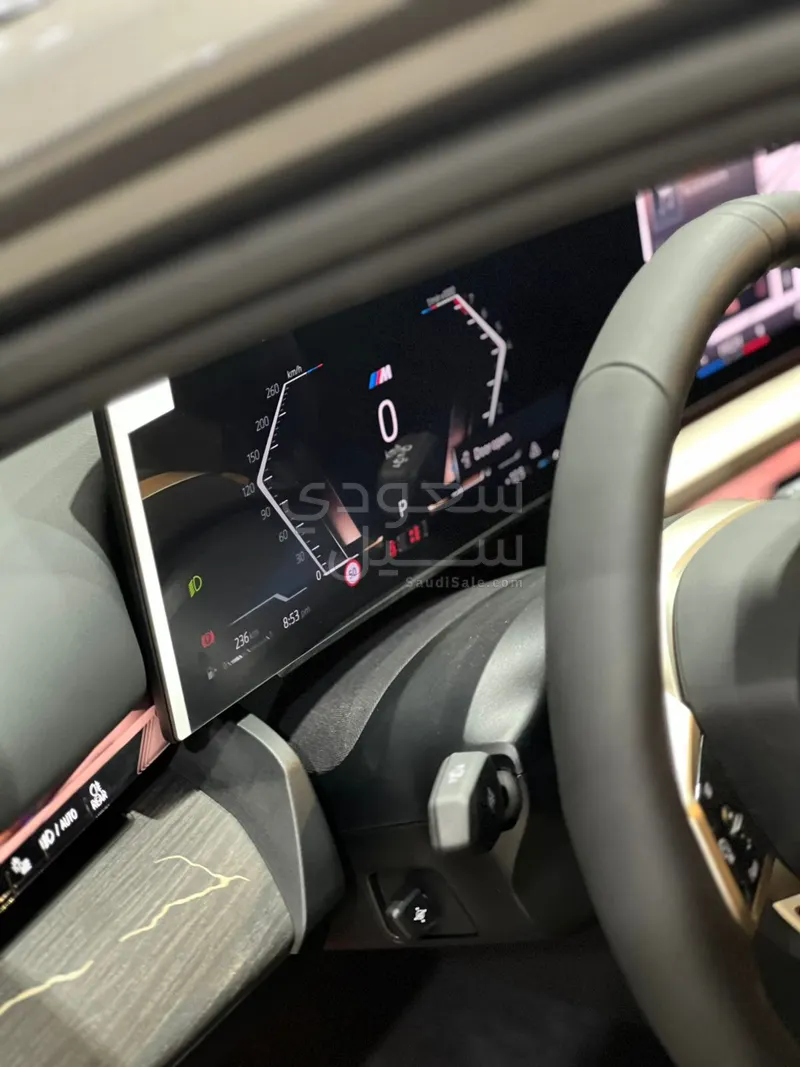 2026 بي ام دبليو الفئة الخامسة 520 أي