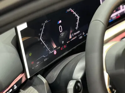 2026 بي ام دبليو الفئة الخامسة 520 أي