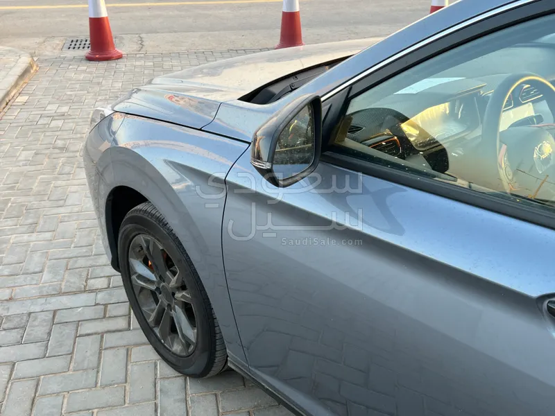 2026 دونج فينج شاين