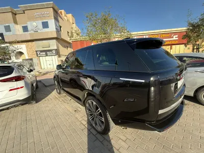 2025 لاند روفر رينج روفر اوتوبيوغرافي