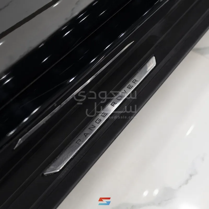 2025 Land Rover Range Rover SV Autobiography