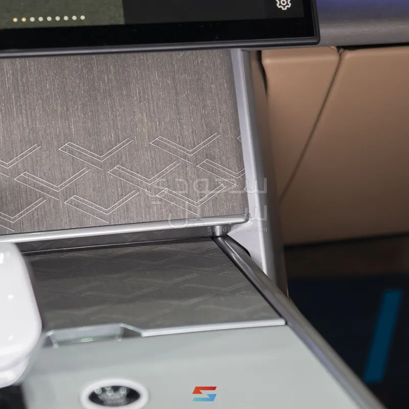 2025 Land Rover Range Rover SV Autobiography